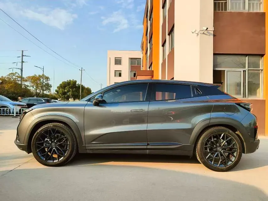 2022 ChangAn UNI-T 2.0T 233HP L4 8AT,autocango,china used car exporter,china ev exporter,chinese used car exporter,chinese used ev exporter