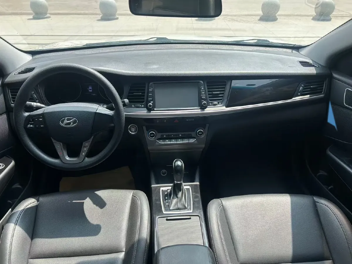 2017 Hyundai Mistra 1.8L 143HP L4 6AT,autocango,china used car exporter,china ev exporter,chinese used car exporter,chinese used ev exporter