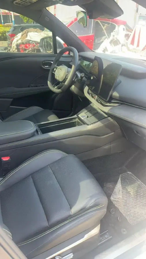 2025 LYNK&CO 06 1.5T 181HP L4 7DCT,autocango,china used car exporter,china ev exporter,chinese used car exporter,chinese used ev exporter