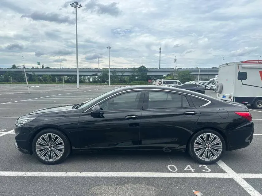 2020 HongQi H5 1.8T 197HP L4 6AT,autocango,china used car exporter,china ev exporter,chinese used car exporter,chinese used ev exporter