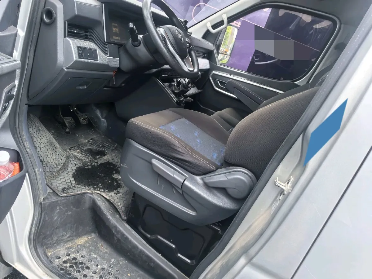 2023 Dongfeng RuiQi 7 2.0T 228HP L4 6MT,autocango,china used car exporter,china ev exporter,chinese used car exporter,chinese used ev exporter