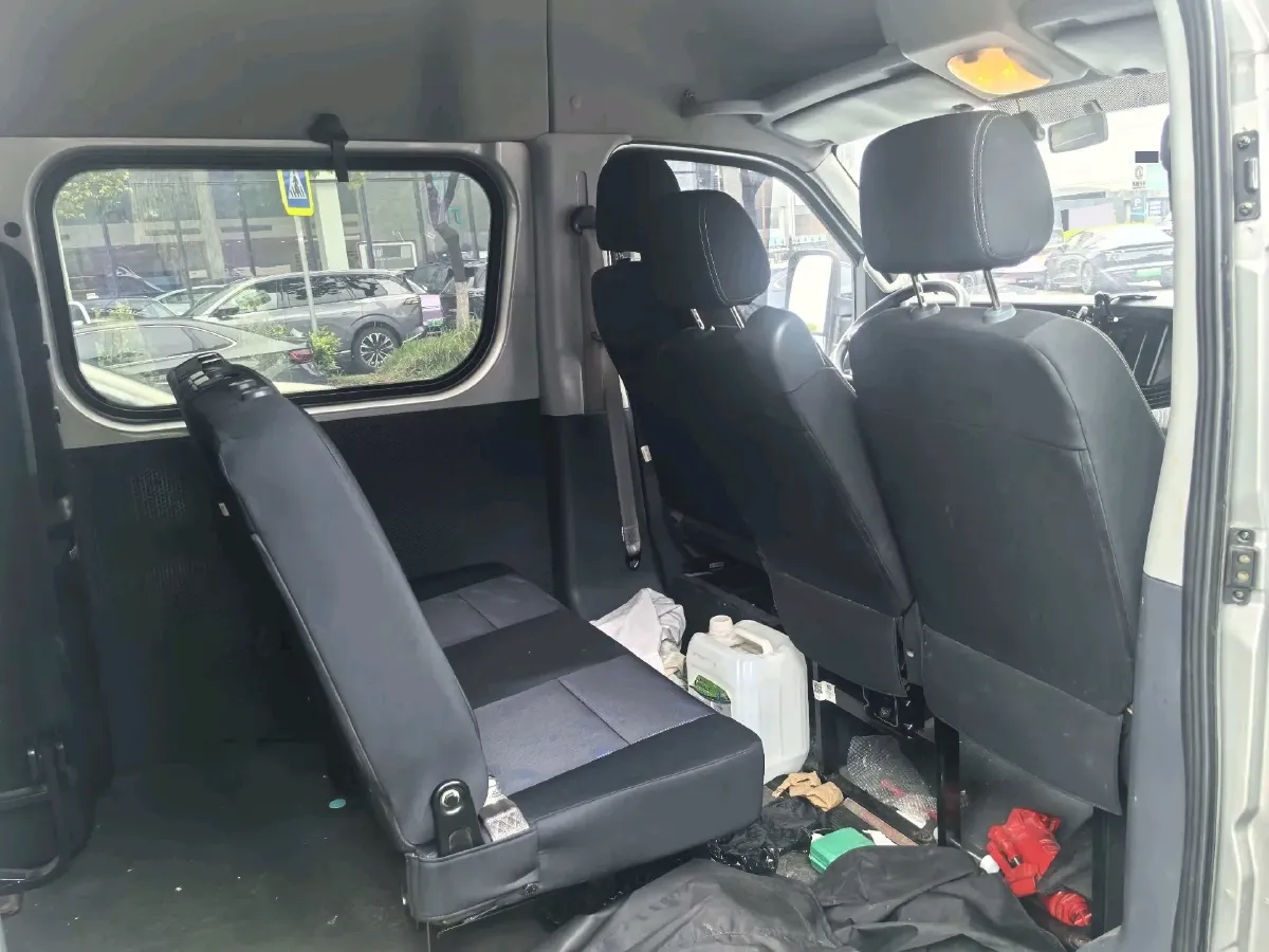 2023 Dongfeng RuiQi 7 2.0T 228HP L4 6MT,autocango,china used car exporter,china ev exporter,chinese used car exporter,chinese used ev exporter