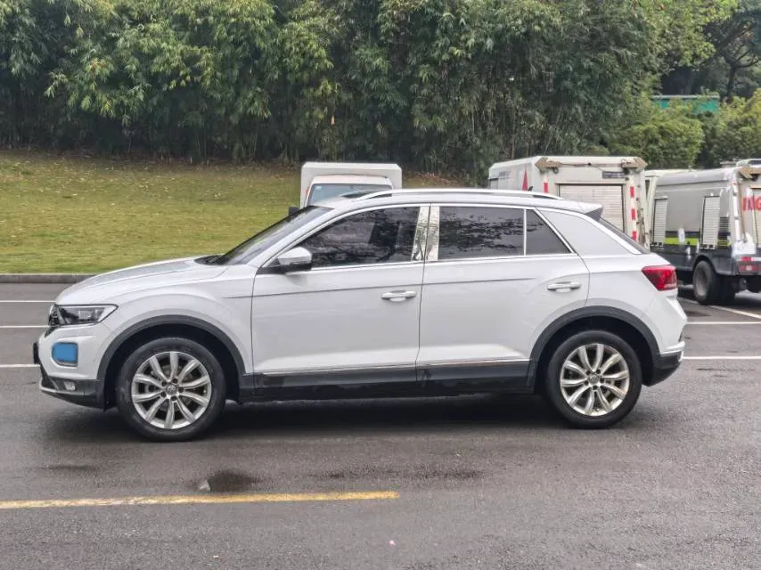 2019 Volkswagen T-Roc 1.4T 131HP L4 7DCT,autocango,china used car exporter,china ev exporter,chinese used car exporter,chinese used ev exporter
