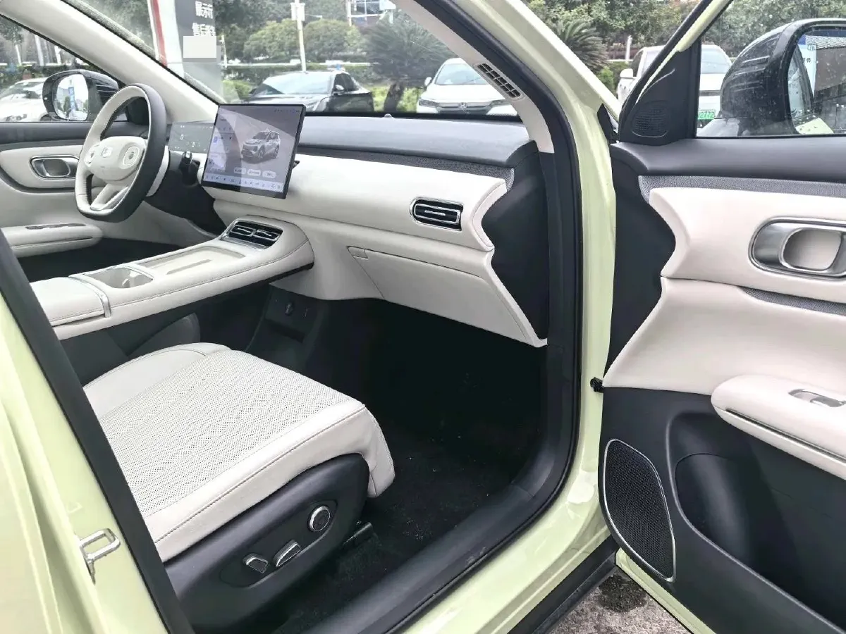 2026 ChangAn QiYuan Q05 BEV,autocango,china used car exporter,china ev exporter,chinese used car exporter,chinese used ev exporter