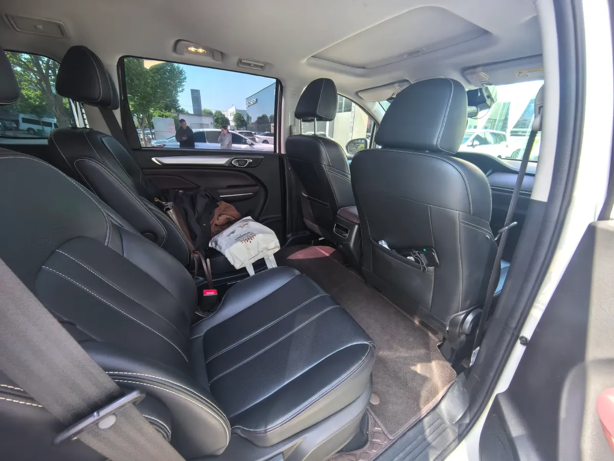 2023 GAC Trumpchi M6 1.5T 177HP L4 7DCT,autocango,china used car exporter,china ev exporter,chinese used car exporter,chinese used ev exporter