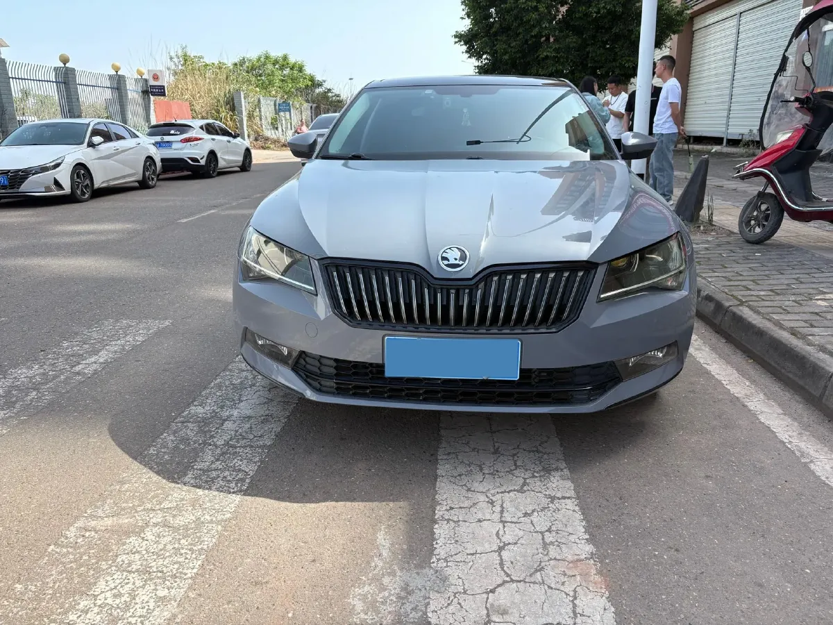 2018 Nissan Terra 2.5L 184HP L4 7AT,autocango,china used car exporter,china ev exporter,chinese used car exporter,chinese used ev exporter