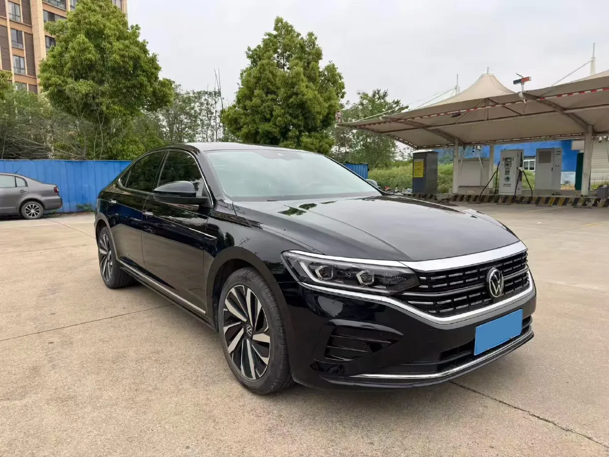 2022 Xpeng P7 BEV 60.2KWH,autocango,china used car exporter,china ev exporter,chinese used car exporter,chinese used ev exporter