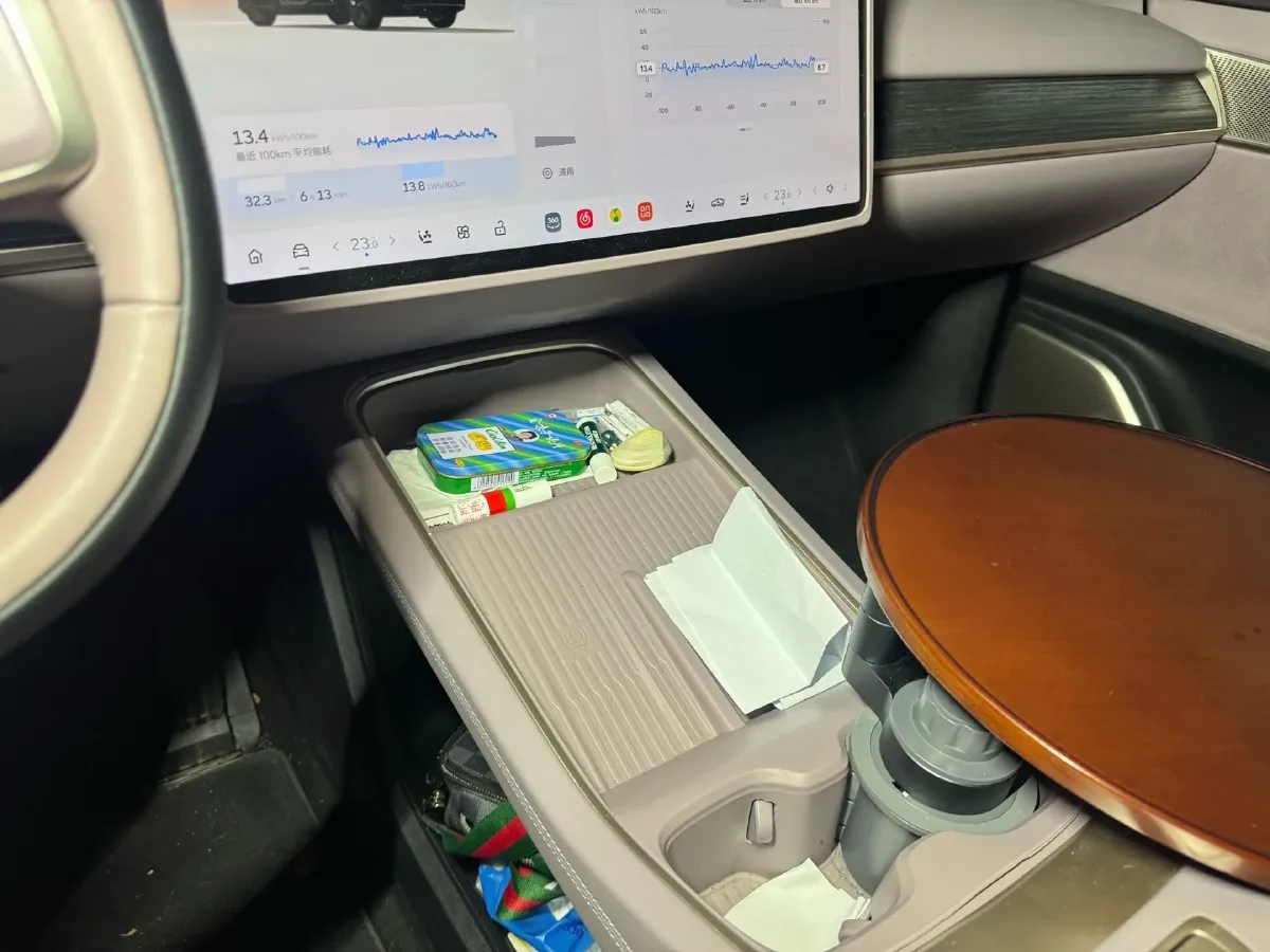 2024 ONVO L60 BEV 60KWH,autocango,china used car exporter,china ev exporter,chinese used car exporter,chinese used ev exporter