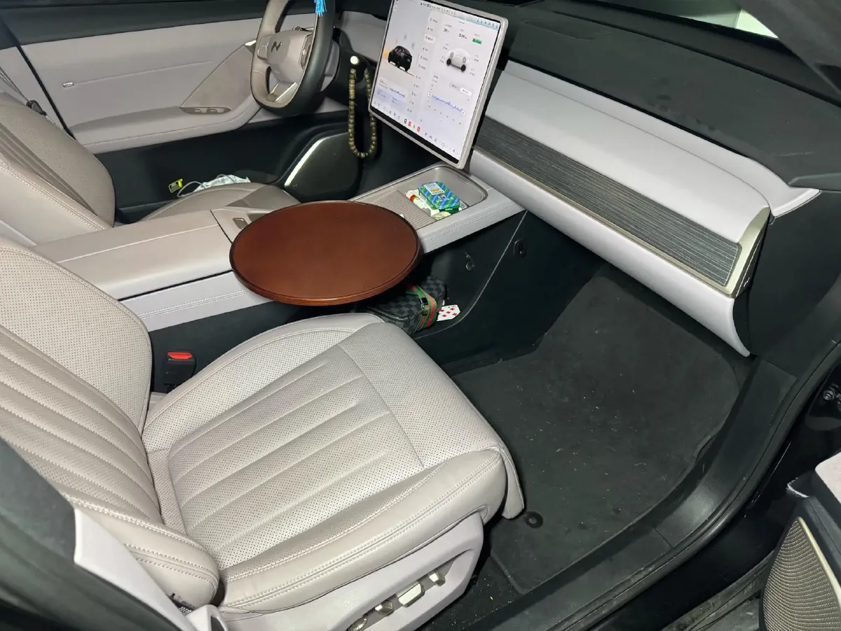 2024 ONVO L60 BEV 60KWH,autocango,china used car exporter,china ev exporter,chinese used car exporter,chinese used ev exporter