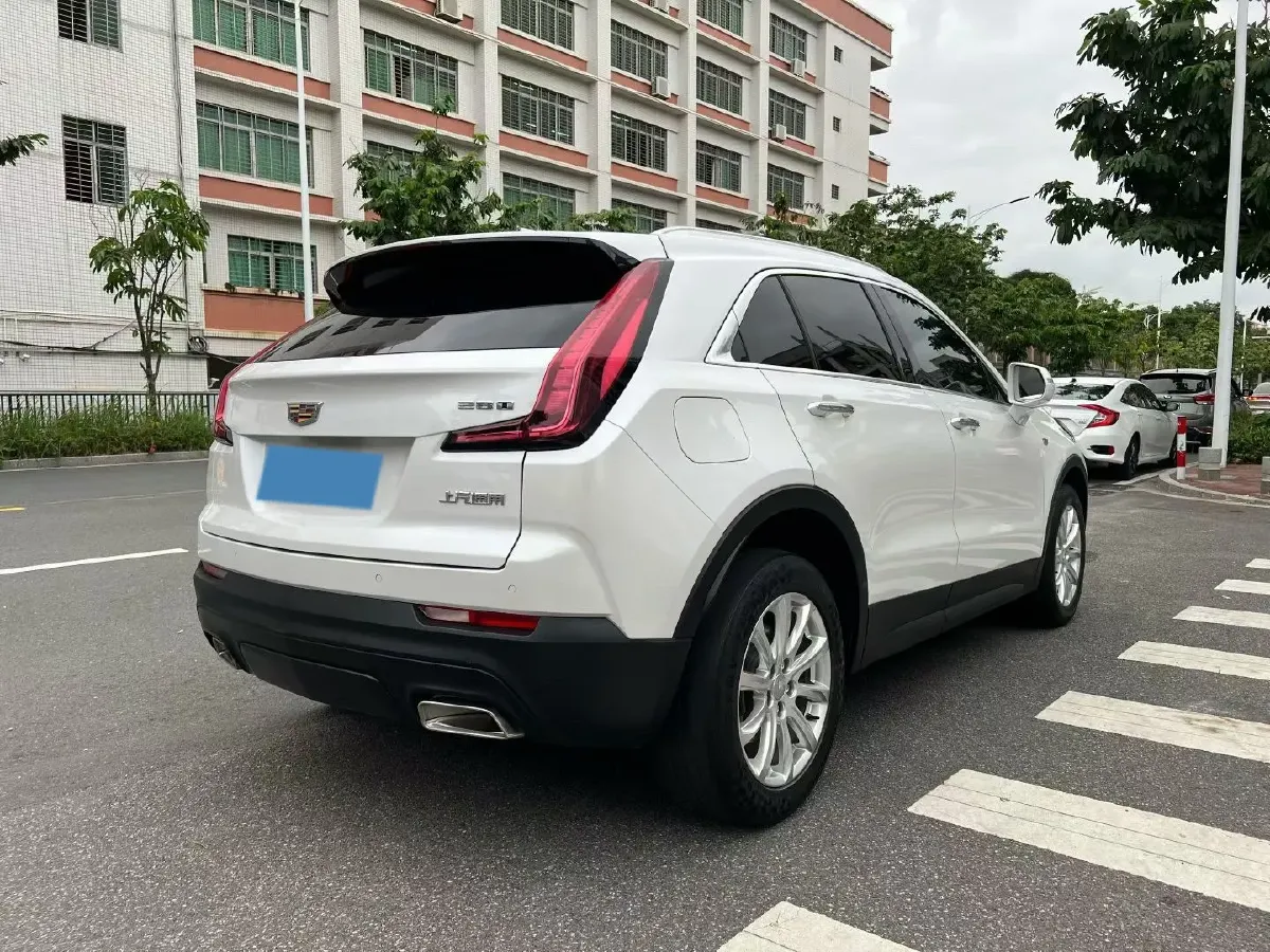 2021 Cadillac XT4 2.0T 237HP L4 9AT,autocango,china used car exporter,china ev exporter,chinese used car exporter,chinese used ev exporter