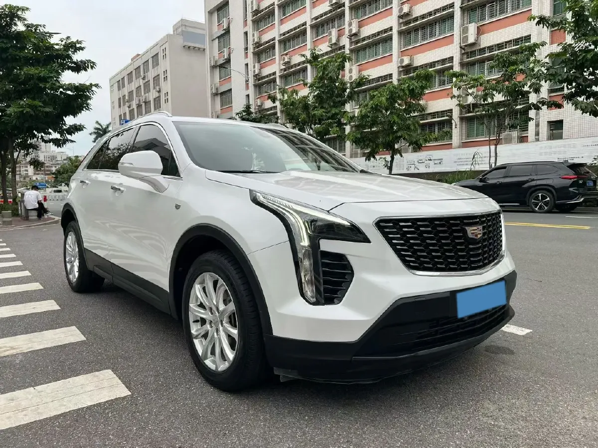 2021 Cadillac XT4 2.0T 237HP L4 9AT,autocango,china used car exporter,china ev exporter,chinese used car exporter,chinese used ev exporter