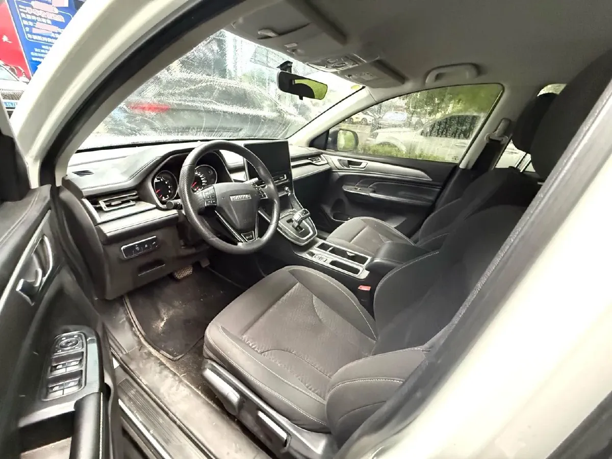 2023 Haval M6 1.5T 150HP L4 7DCT,autocango,china used car exporter,china ev exporter,chinese used car exporter,chinese used ev exporter