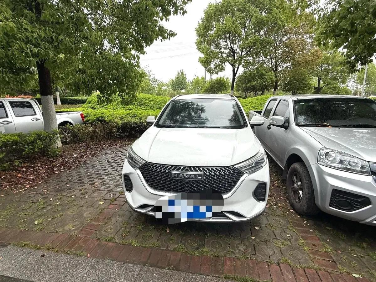 2023 Haval M6 1.5T 150HP L4 7DCT,autocango,china used car exporter,china ev exporter,chinese used car exporter,chinese used ev exporter