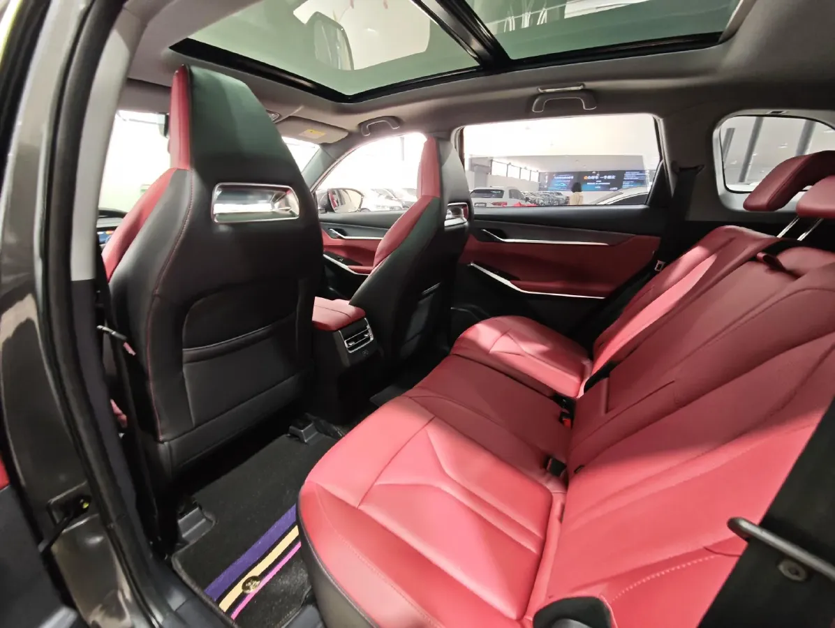 2022 ChangAn CS75 Plus 1.5T 188HP L4 8AT,autocango,china used car exporter,china ev exporter,chinese used car exporter,chinese used ev exporter