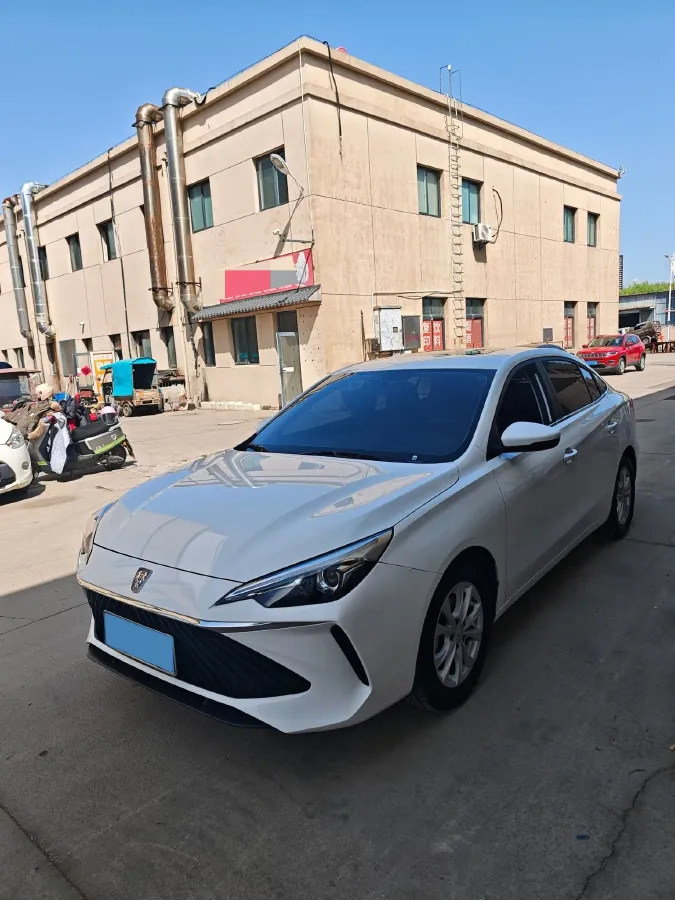 2023 Roewe i5 1.5L 129HP L4 CVT,autocango,china used car exporter,china ev exporter,chinese used car exporter,chinese used ev exporter