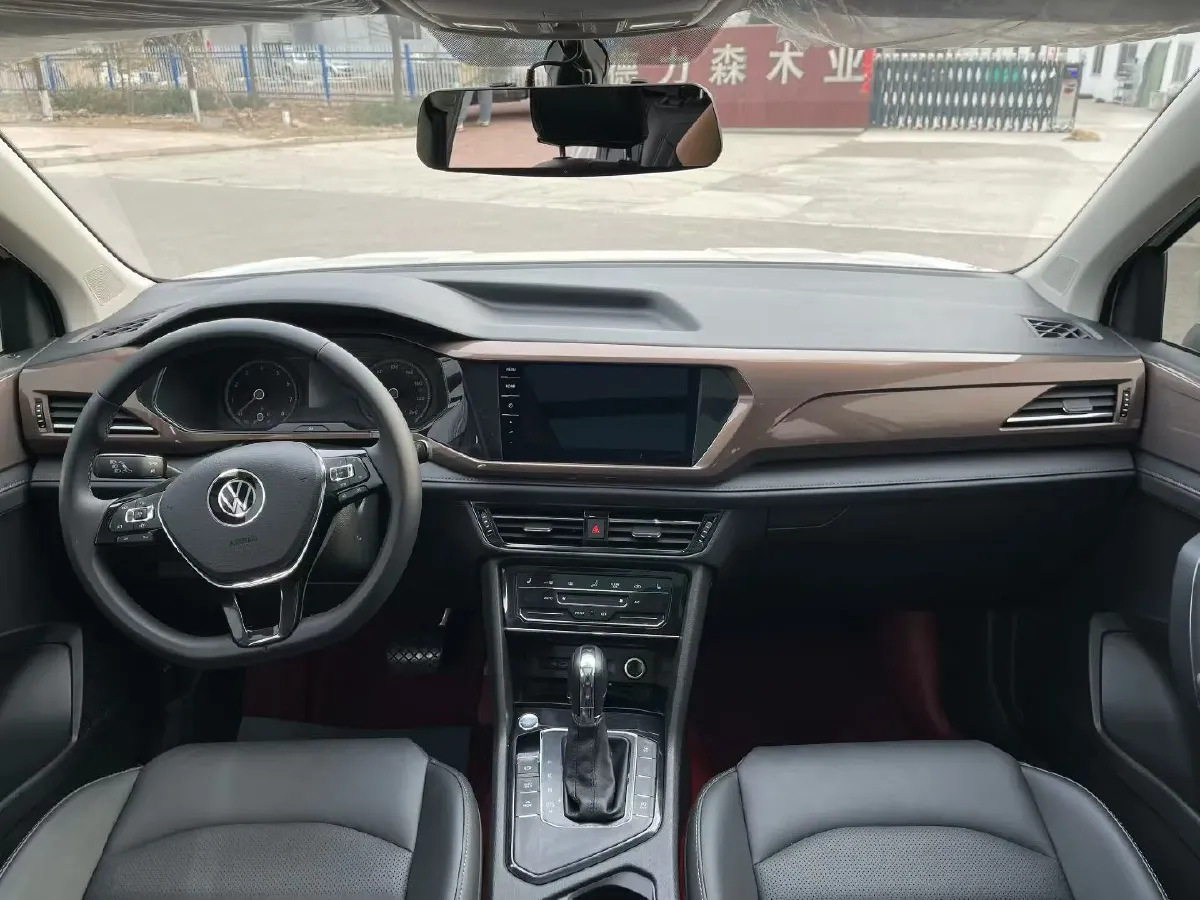 2021 Volkswagen Tharu 1.4T 150HP L4 7DCT,autocango,china used car exporter,china ev exporter,chinese used car exporter,chinese used ev exporter