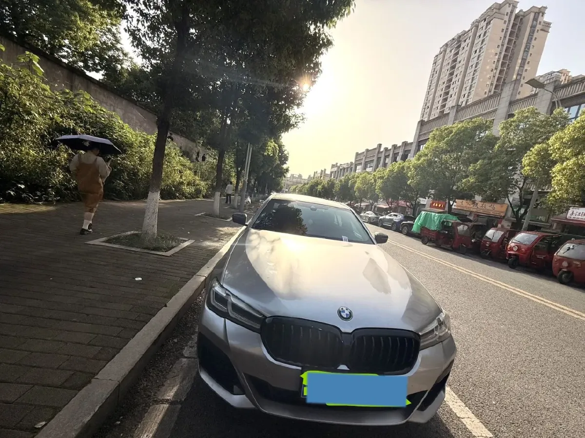 2021 BMW 5 Series 2.0T 252HP L4 8AT,autocango,china used car exporter,china ev exporter,chinese used car exporter,chinese used ev exporter