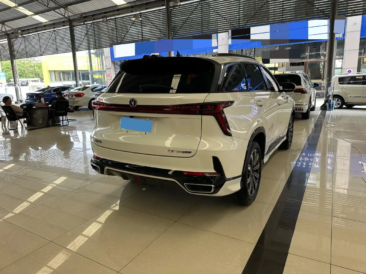 2024 ChangAn CS75 Plus 1.5T 188HP L4 8AT,autocango,china used car exporter,china ev exporter,chinese used car exporter,chinese used ev exporter