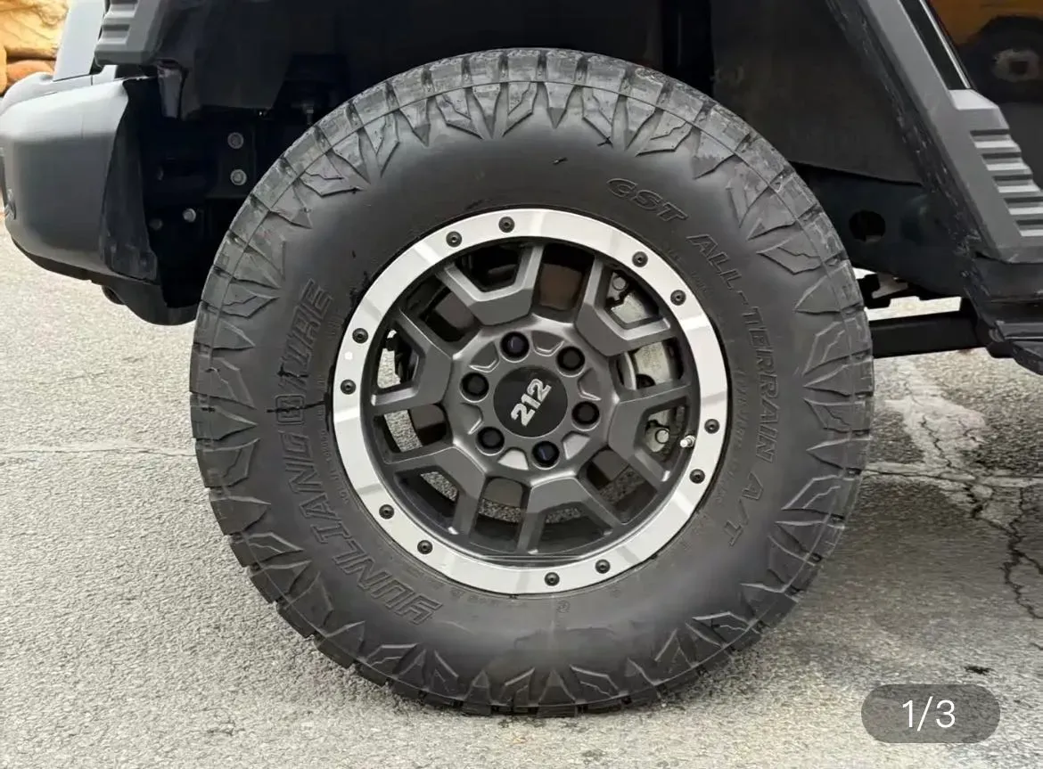 2025 212 212 T01 2.0T 252HP L4 8AT,autocango,china used car exporter,china ev exporter,chinese used car exporter,chinese used ev exporter