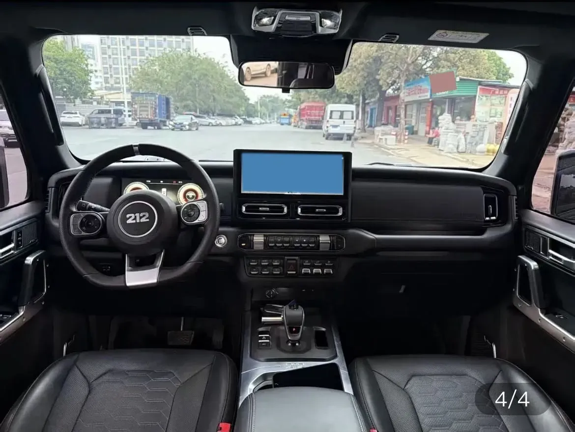 2025 212 212 T01 2.0T 252HP L4 8AT,autocango,china used car exporter,china ev exporter,chinese used car exporter,chinese used ev exporter