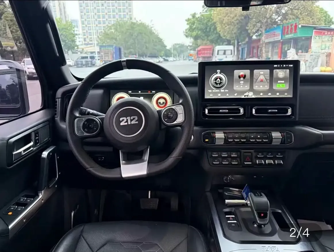 2025 212 212 T01 2.0T 252HP L4 8AT,autocango,china used car exporter,china ev exporter,chinese used car exporter,chinese used ev exporter