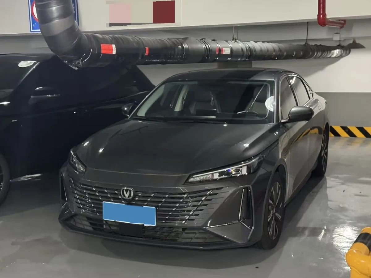 2024 ChangAn Eado 1.5T 170HP L4 7DCT,autocango,china used car exporter,china ev exporter,chinese used car exporter,chinese used ev exporter