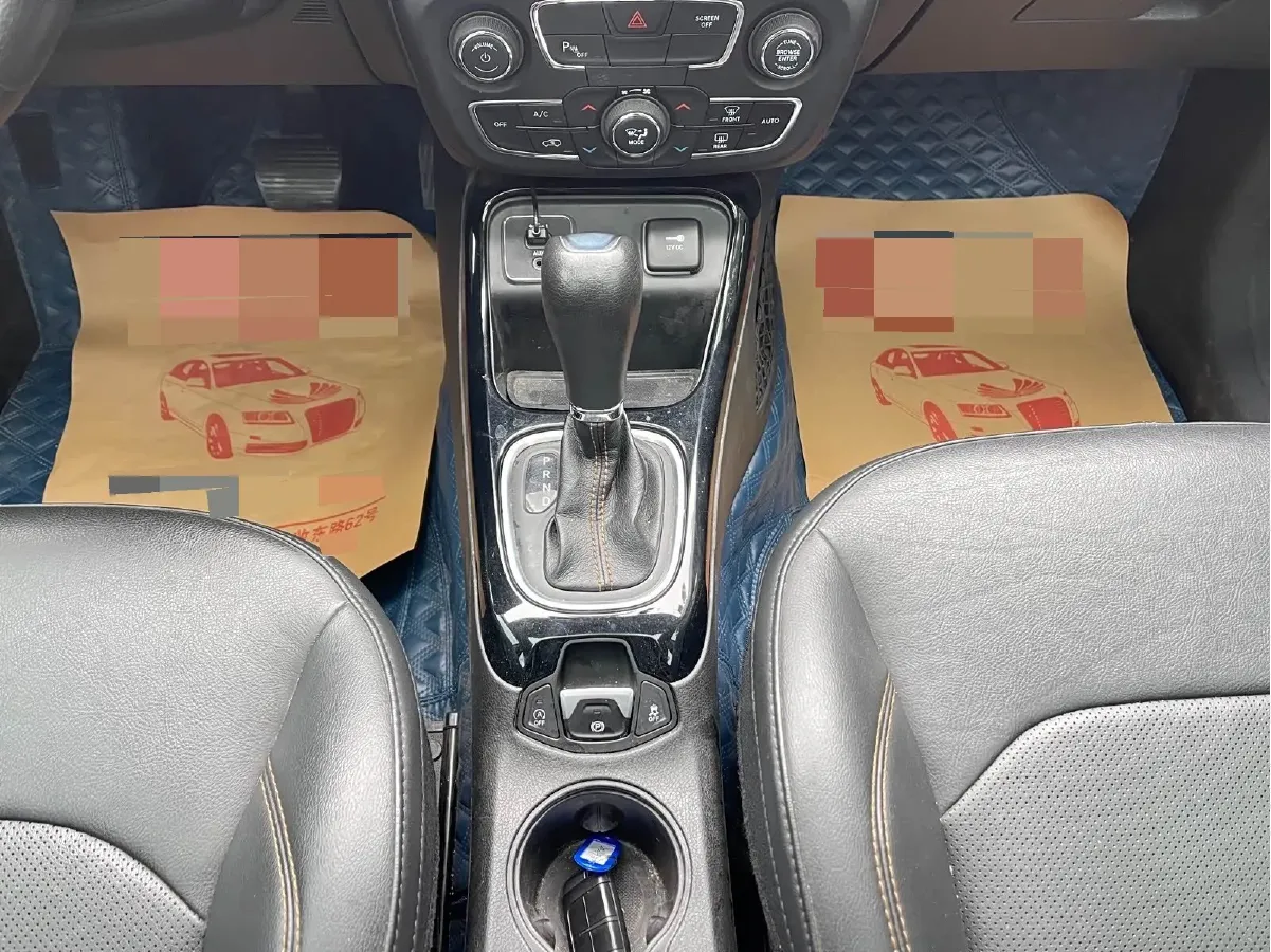 2020 Jeep Compass 1.3T 173HP L4 7DCT,autocango,china used car exporter,china ev exporter,chinese used car exporter,chinese used ev exporter