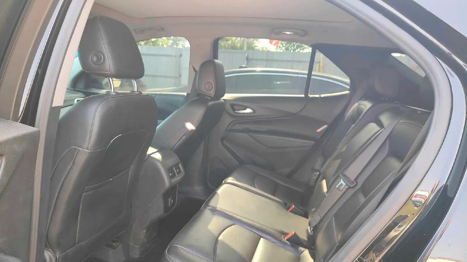 2018 Chevrolet Equinox 2.0T 260HP L4 9AT,autocango,china used car exporter,china ev exporter,chinese used car exporter,chinese used ev exporter