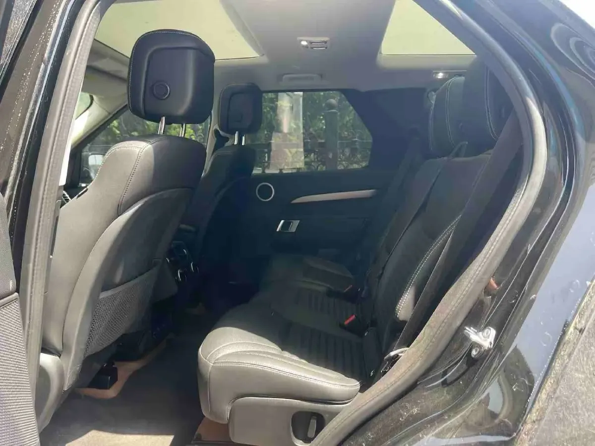 2024 Land Rover Discovery 3.0T 360HP L6 8AT,autocango,china used car exporter,china ev exporter,chinese used car exporter,chinese used ev exporter