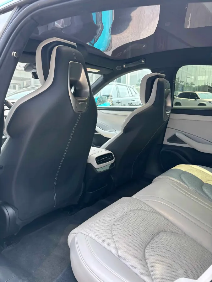 2024 MI SU7 BEV 101KWH,autocango,china used car exporter,china ev exporter,chinese used car exporter,chinese used ev exporter