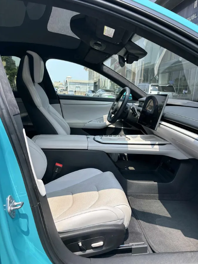 2024 MI SU7 BEV 101KWH,autocango,china used car exporter,china ev exporter,chinese used car exporter,chinese used ev exporter