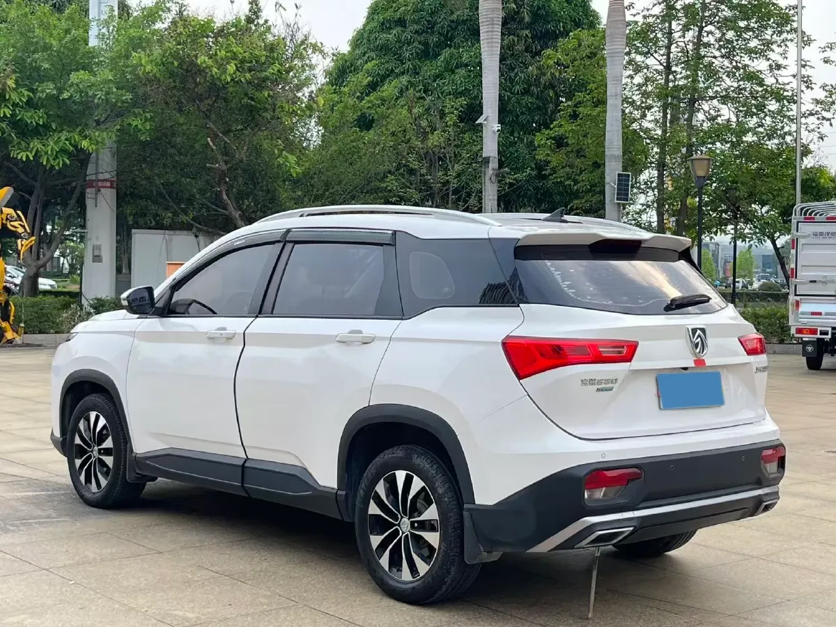 2020 BaoJun RS-3 1.5T 147HP L4 CVT,autocango,china used car exporter,china ev exporter,chinese used car exporter,chinese used ev exporter