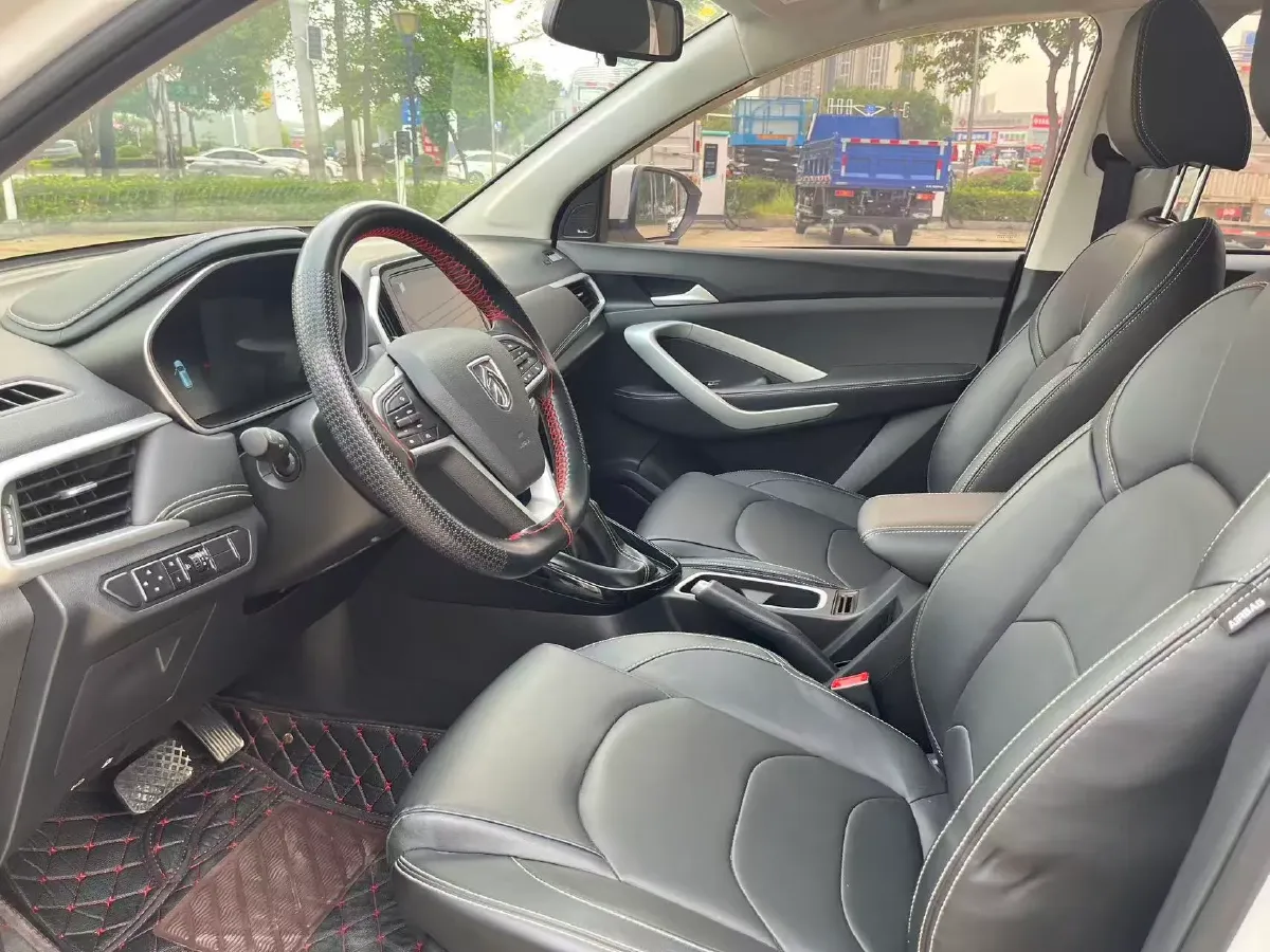 2020 BaoJun RS-3 1.5T 147HP L4 CVT,autocango,china used car exporter,china ev exporter,chinese used car exporter,chinese used ev exporter