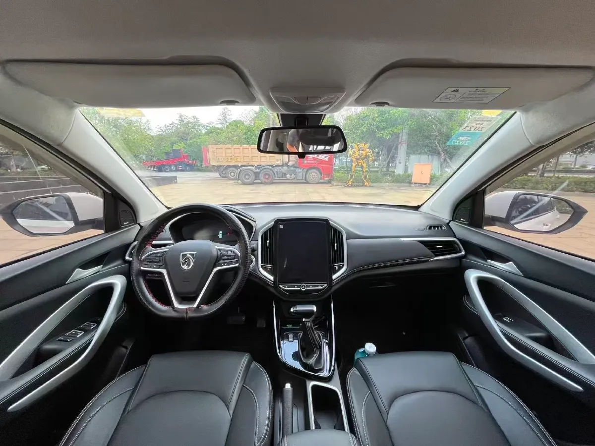 2020 BaoJun RS-3 1.5T 147HP L4 CVT,autocango,china used car exporter,china ev exporter,chinese used car exporter,chinese used ev exporter