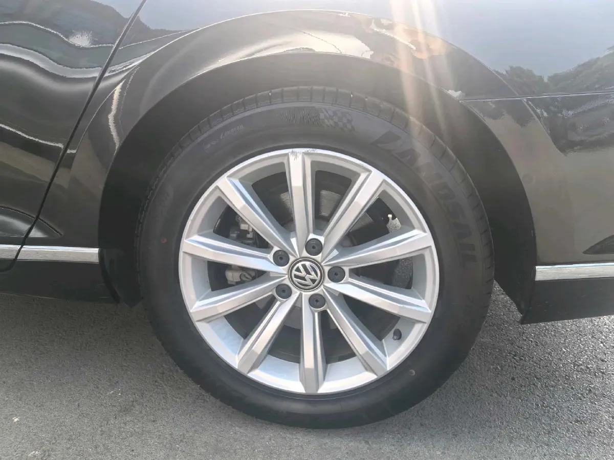 2018 Volkswagen Magotan 1.4T 150HP L4 7DCT,autocango,china used car exporter,china ev exporter,chinese used car exporter,chinese used ev exporter