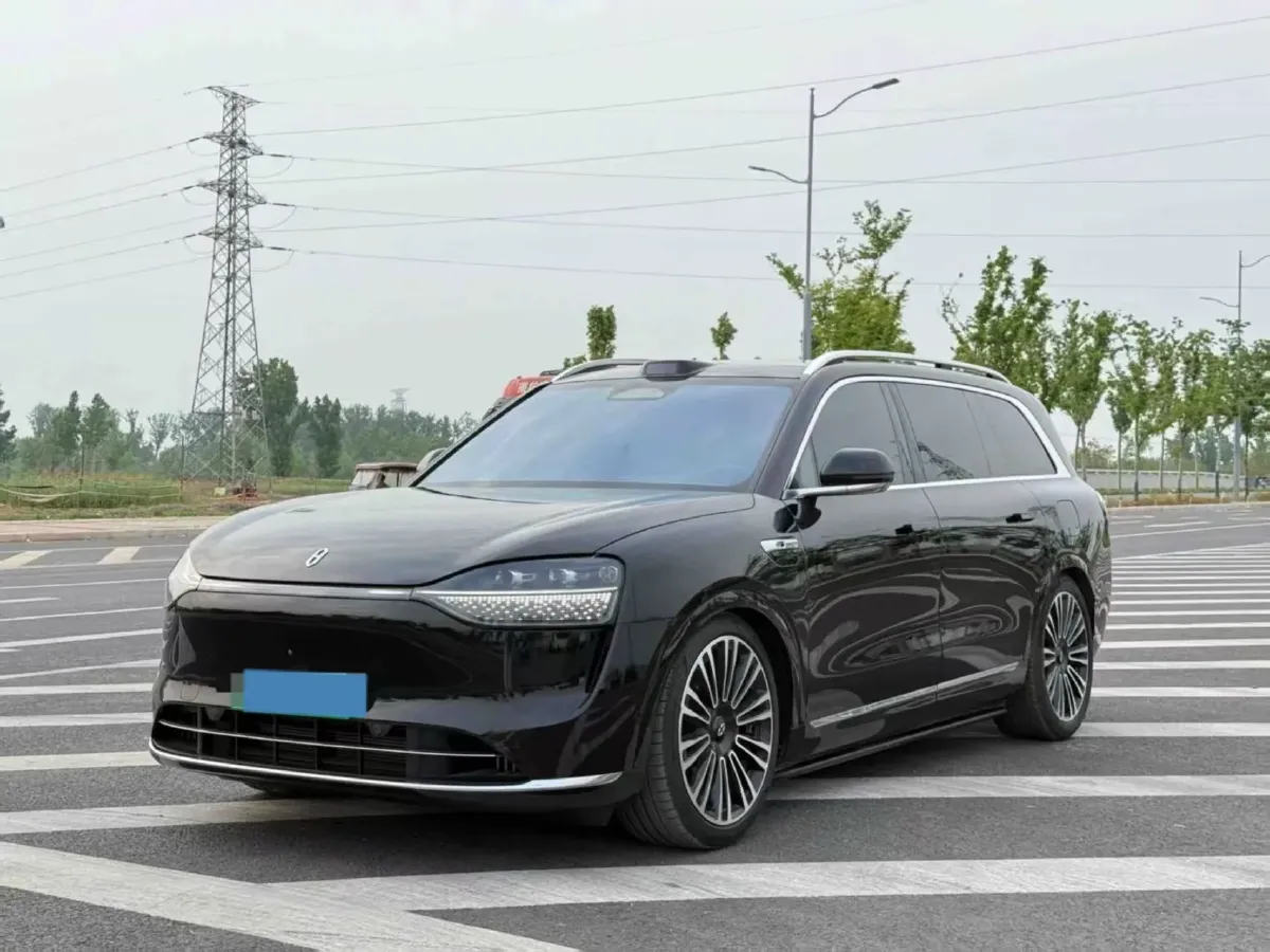 2025 AITO AITO M9 REEV 160HP REEV 52KWH,autocango,china used car exporter,china ev exporter,chinese used car exporter,chinese used ev exporter