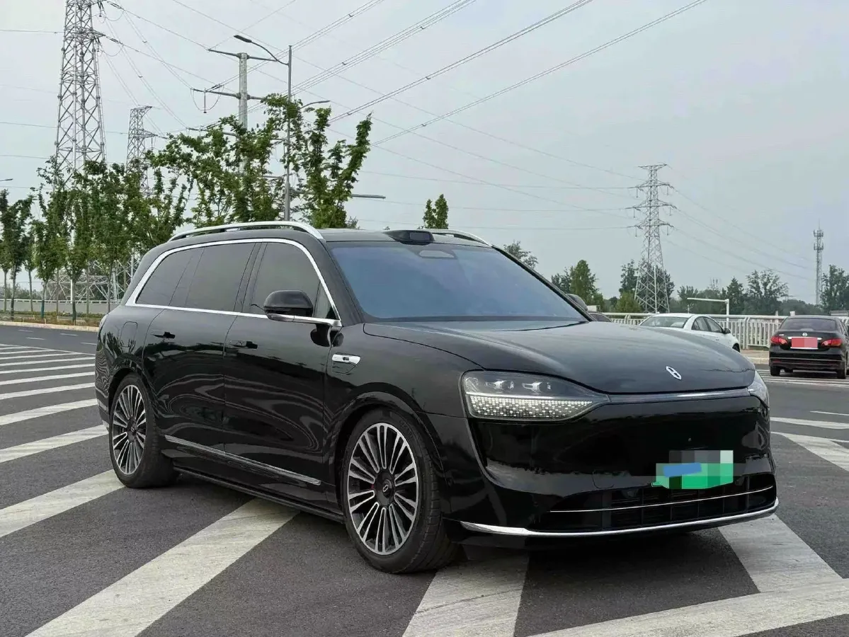 2025 AITO AITO M9 REEV 160HP REEV 52KWH,autocango,china used car exporter,china ev exporter,chinese used car exporter,chinese used ev exporter