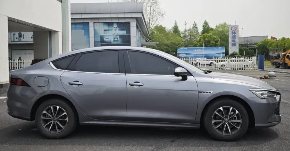 2024 BYD Qin Plus 1.5L 110HP L4 E-CVT PHEV 8.32KWH,autocango,china used car exporter,china ev exporter,chinese used car exporter,chinese used ev exporter