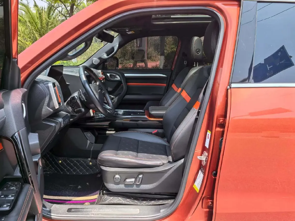 2021 Haval Dargo 2.0T 211HP L4 7DCT,autocango,china used car exporter,china ev exporter,chinese used car exporter,chinese used ev exporter