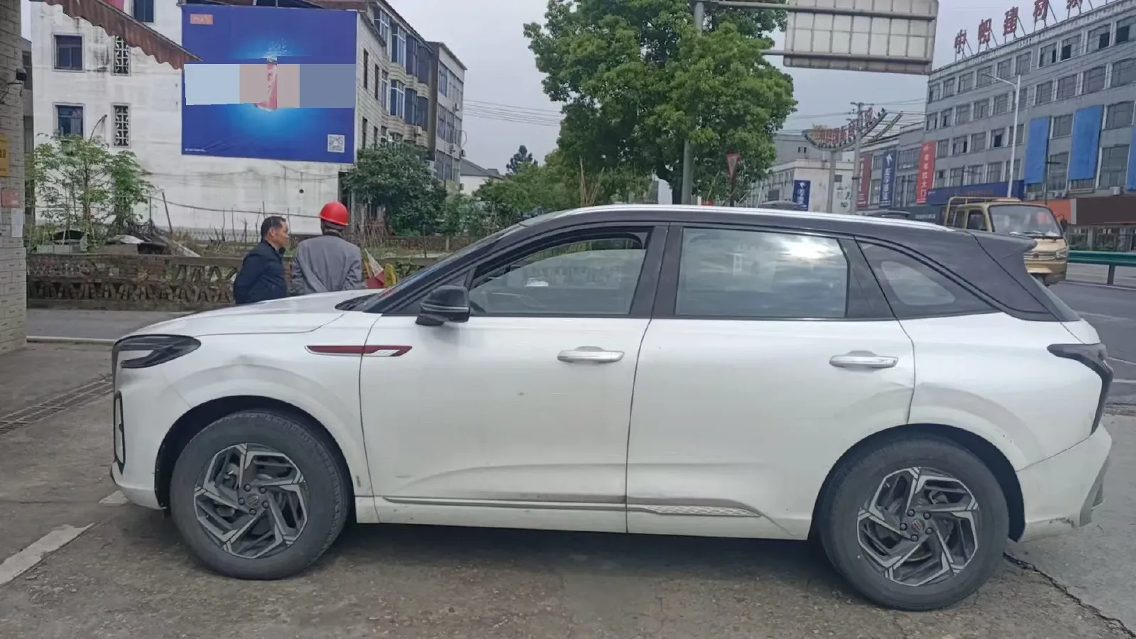 2023 HongQi HS3 1.5T 169HP L4 7DCT,autocango,china used car exporter,china ev exporter,chinese used car exporter,chinese used ev exporter