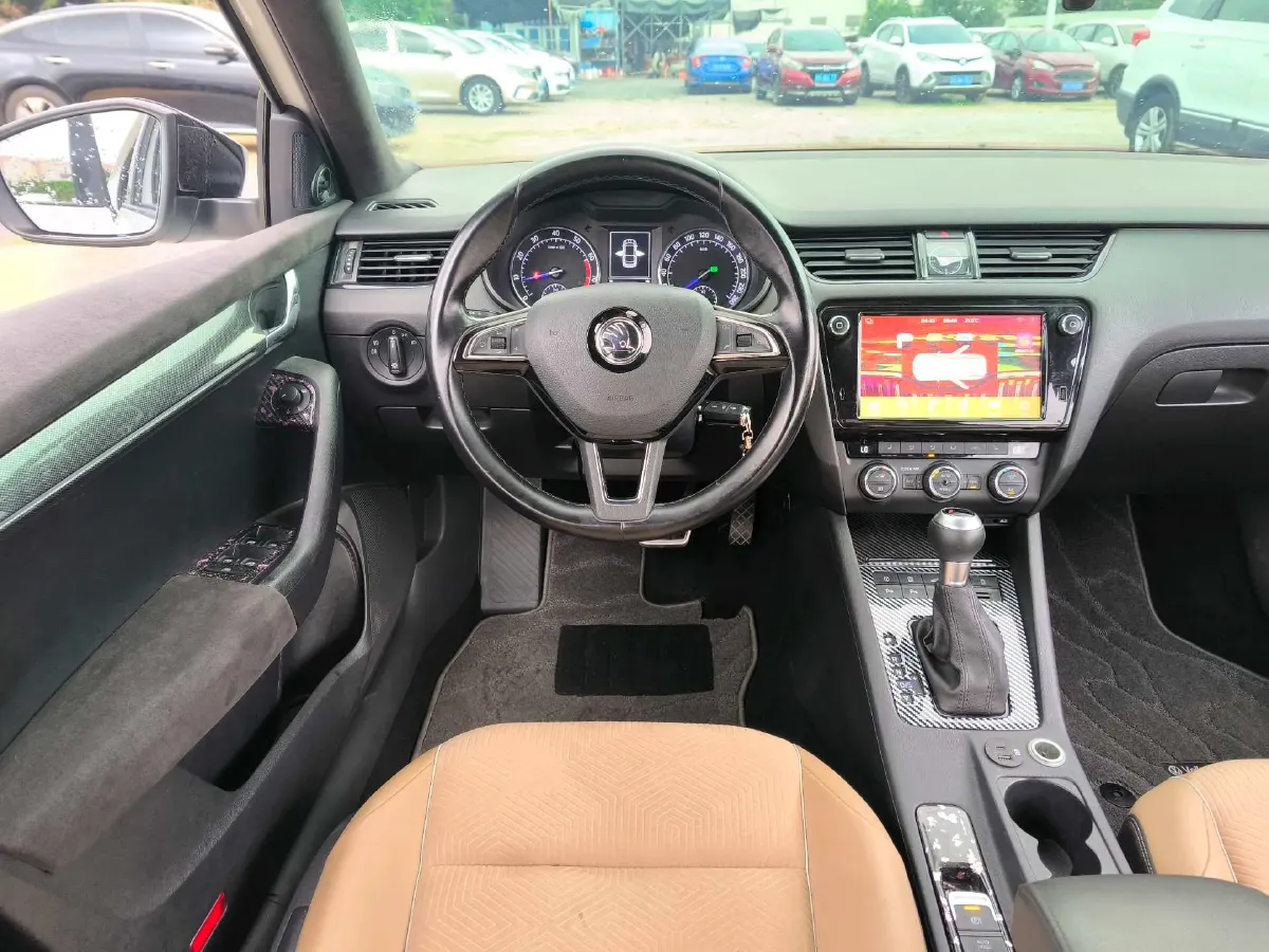 2017 Skoda Octavia 1.6L 110HP L4 6AT,autocango,china used car exporter,china ev exporter,chinese used car exporter,chinese used ev exporter