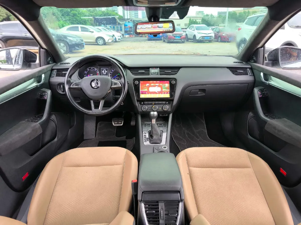 2017 Skoda Octavia 1.6L 110HP L4 6AT,autocango,china used car exporter,china ev exporter,chinese used car exporter,chinese used ev exporter