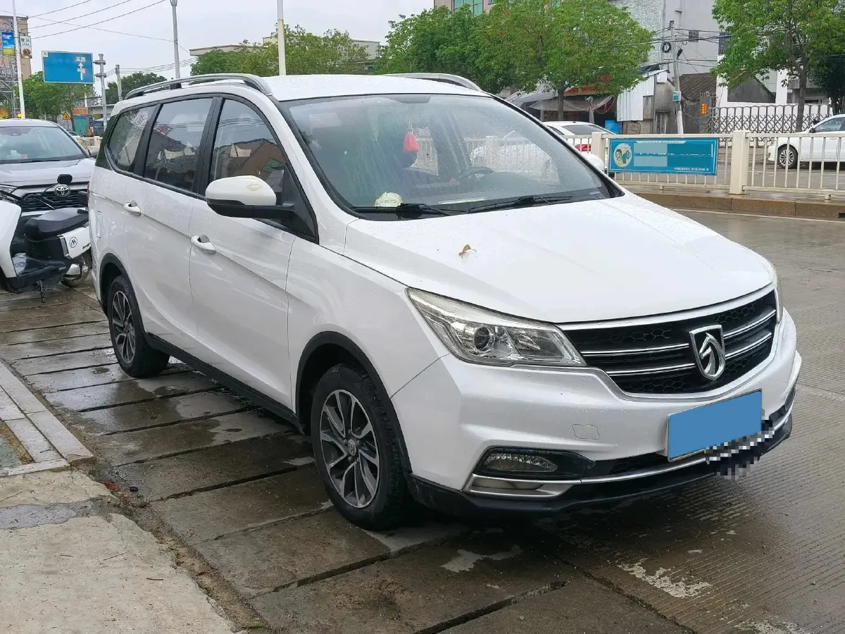 2021 BaoJun 730 1.5T 147HP L4 CVT,autocango,china used car exporter,china ev exporter,chinese used car exporter,chinese used ev exporter