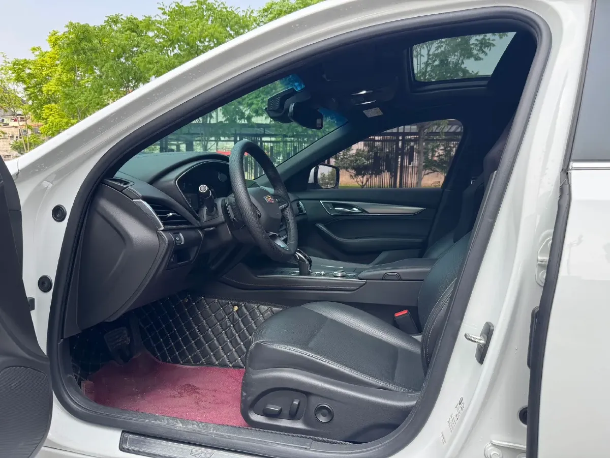 2022 Cadillac CT5 2.0T 237HP L4 10AT,autocango,china used car exporter,china ev exporter,chinese used car exporter,chinese used ev exporter