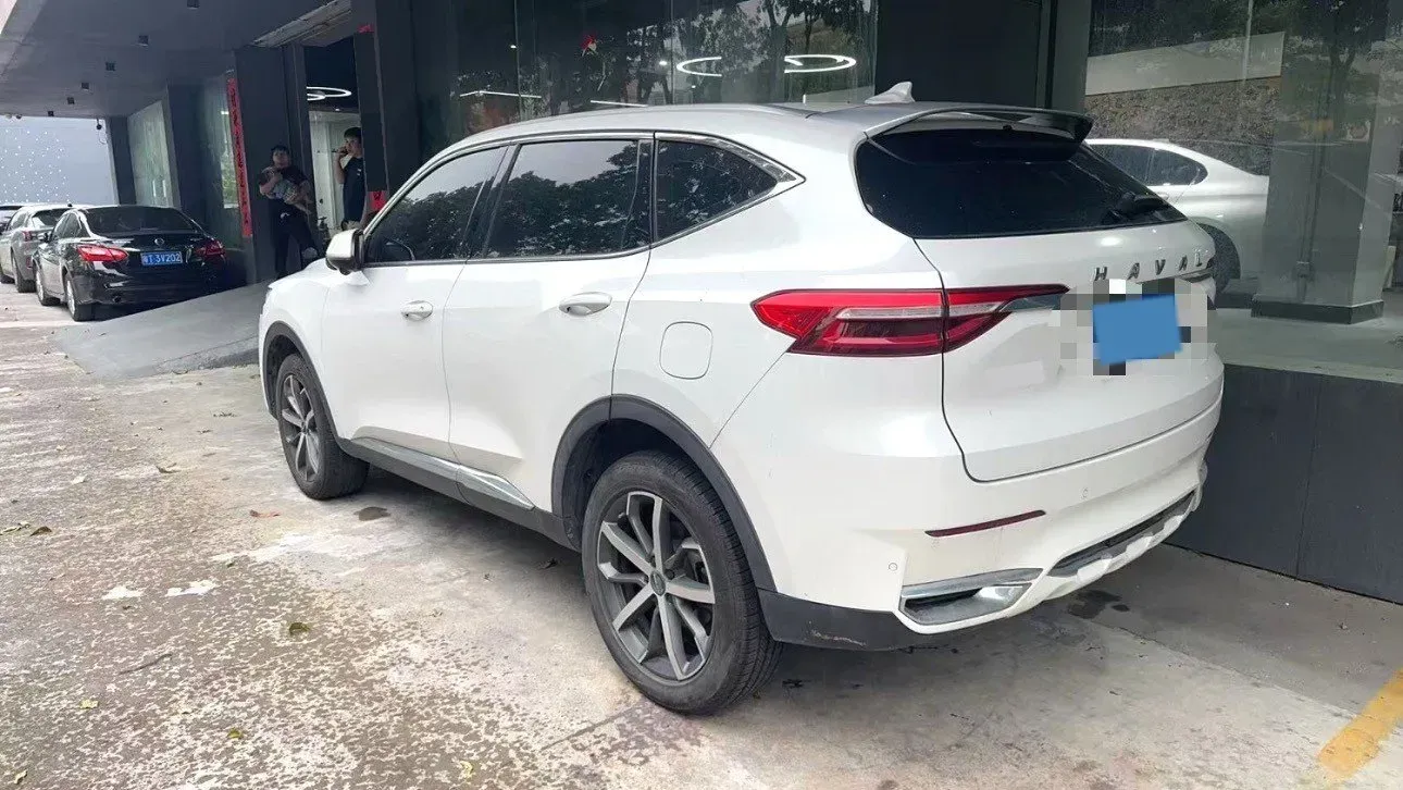 2020 Haval F7 1.5T 169HP L4 7DCT,autocango,china used car exporter,china ev exporter,chinese used car exporter,chinese used ev exporter