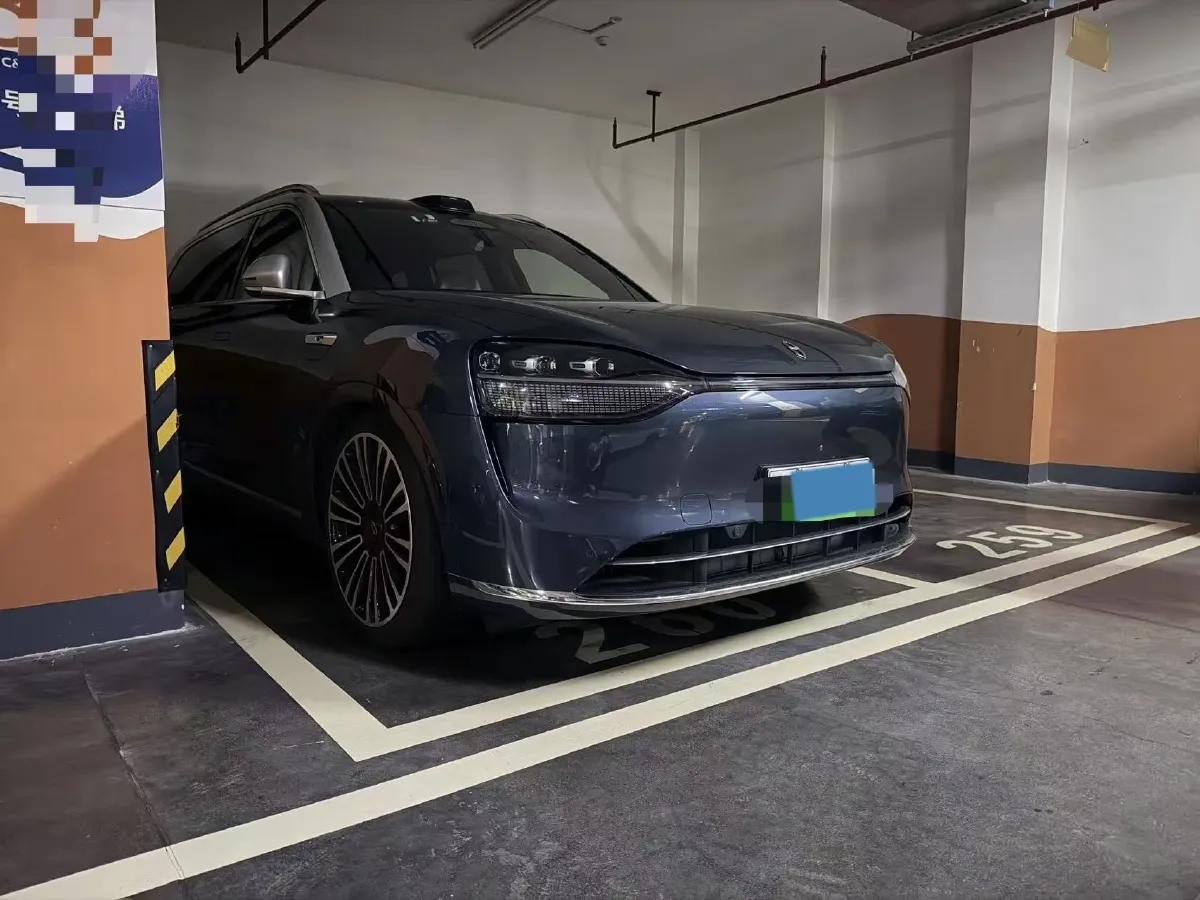 2024 AITO AITO M9 1.5T 152HP L4 REEV 42KWH,autocango,china used car exporter,china ev exporter,chinese used car exporter,chinese used ev exporter