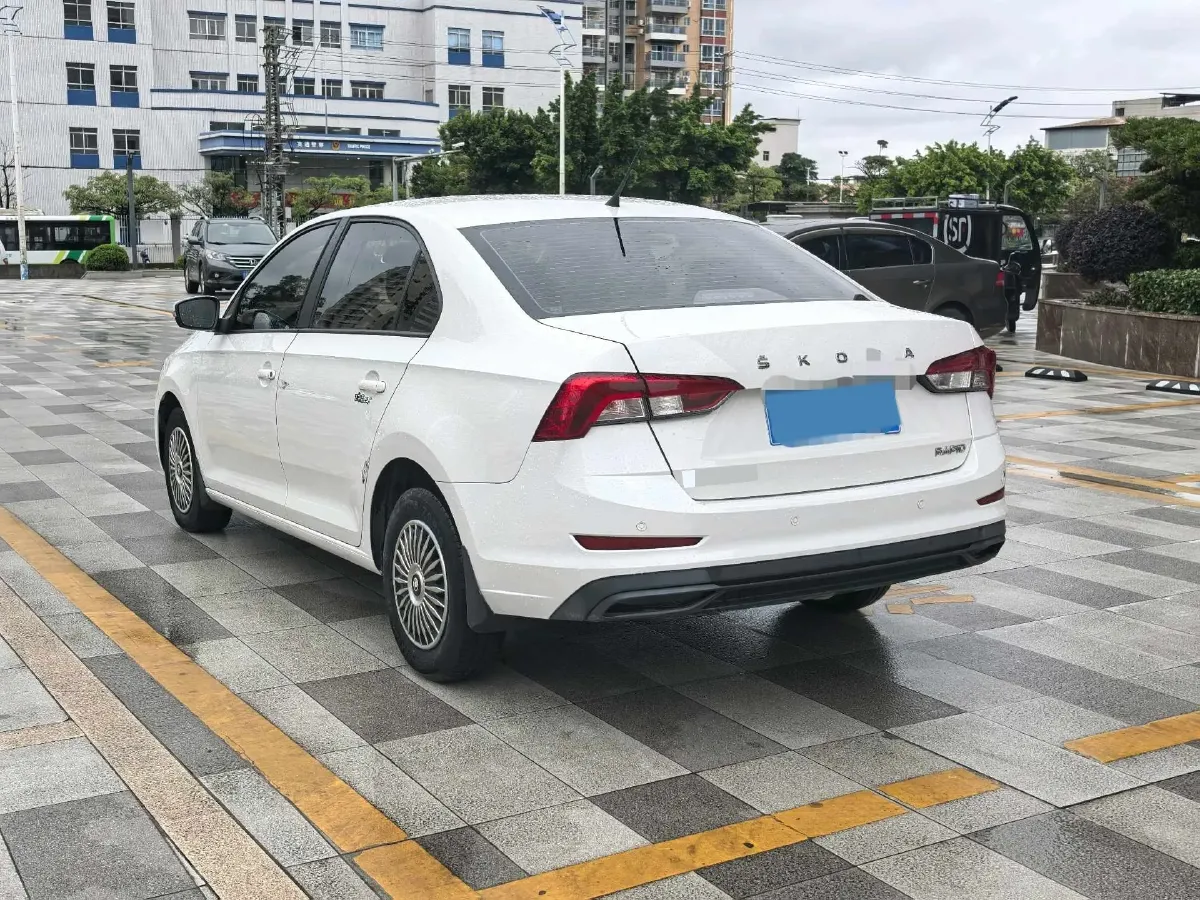 2020 DongFeng Aeolus YiXuan 1.5T 150HP L4 6DCT,autocango,china used car exporter,china ev exporter,chinese used car exporter,chinese used ev exporter