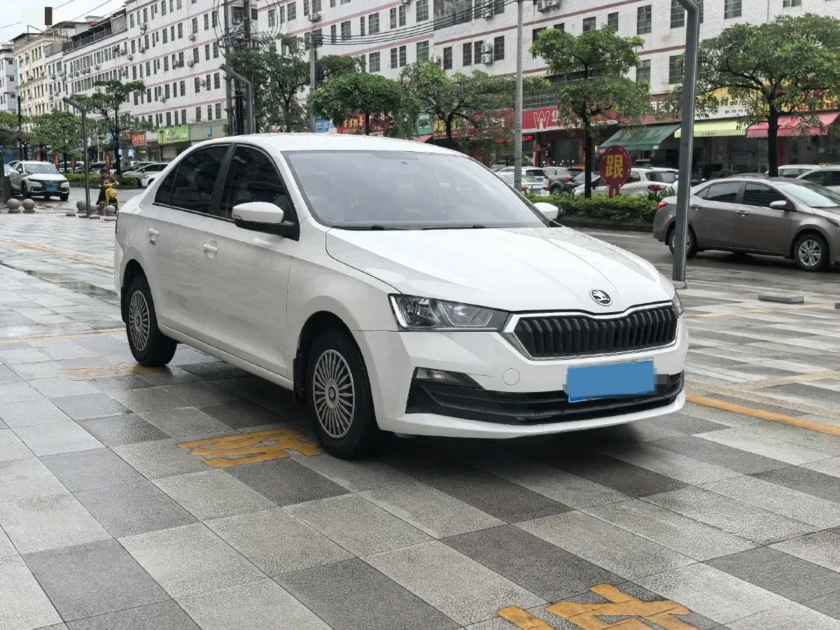 2020 DongFeng Aeolus YiXuan 1.5T 150HP L4 6DCT,autocango,china used car exporter,china ev exporter,chinese used car exporter,chinese used ev exporter