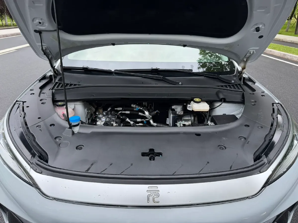 2022 Roewe RX5 MAX 1.5T 181HP L4 6AT,autocango,china used car exporter,china ev exporter,chinese used car exporter,chinese used ev exporter