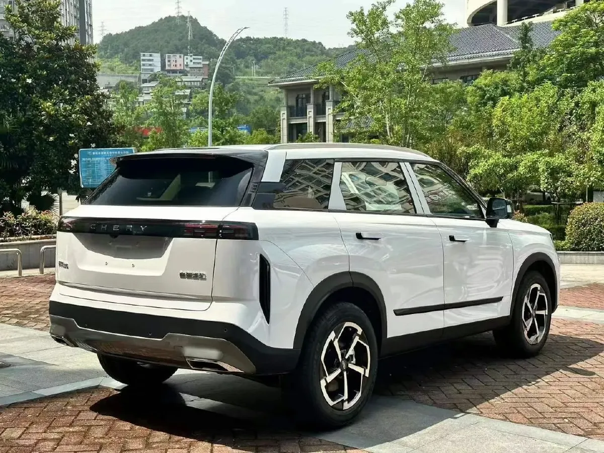 2023 Chery Exploration 06 1.6T 197HP L4 7DCT,autocango,china used car exporter,china ev exporter,chinese used car exporter,chinese used ev exporter